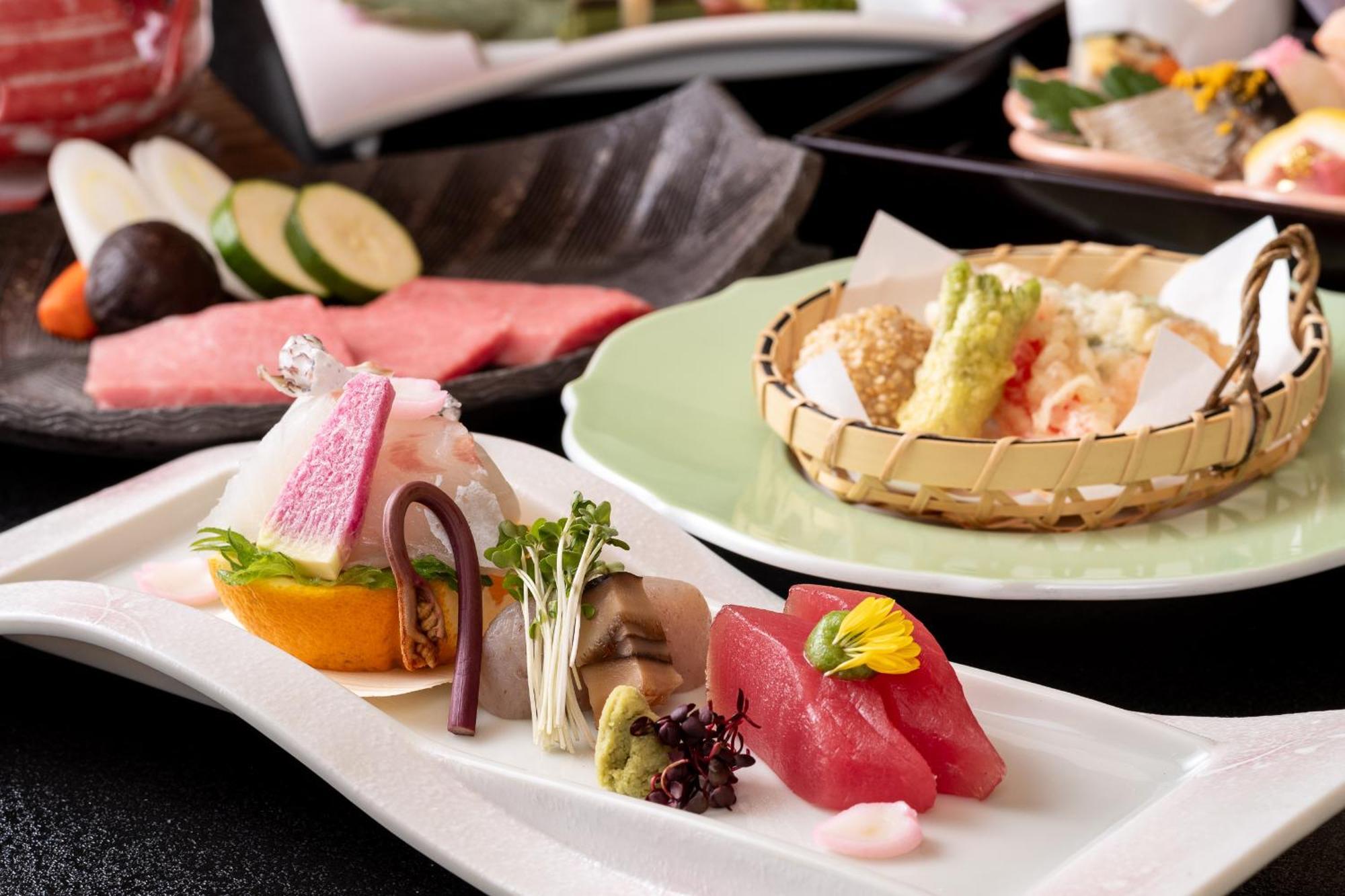 Enakyo Onsen Hotel Yuzuriha Екстериор снимка