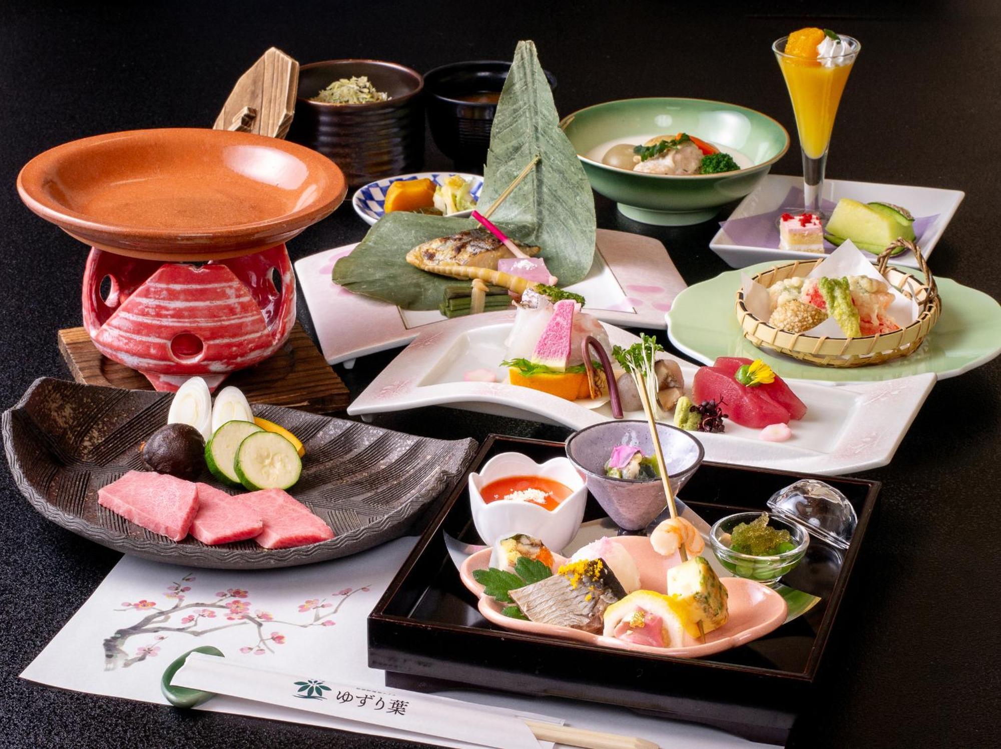 Enakyo Onsen Hotel Yuzuriha Екстериор снимка